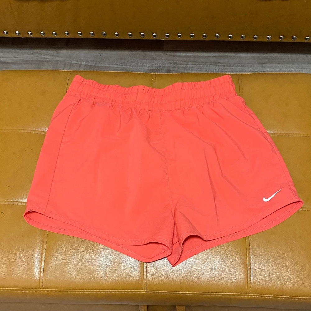 Nike Women's Bright Red Athletic Shorts‎ Youth Large